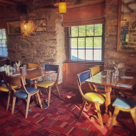The Britannia Inn & Waves Restaurant St Austell Εξωτερικό φωτογραφία